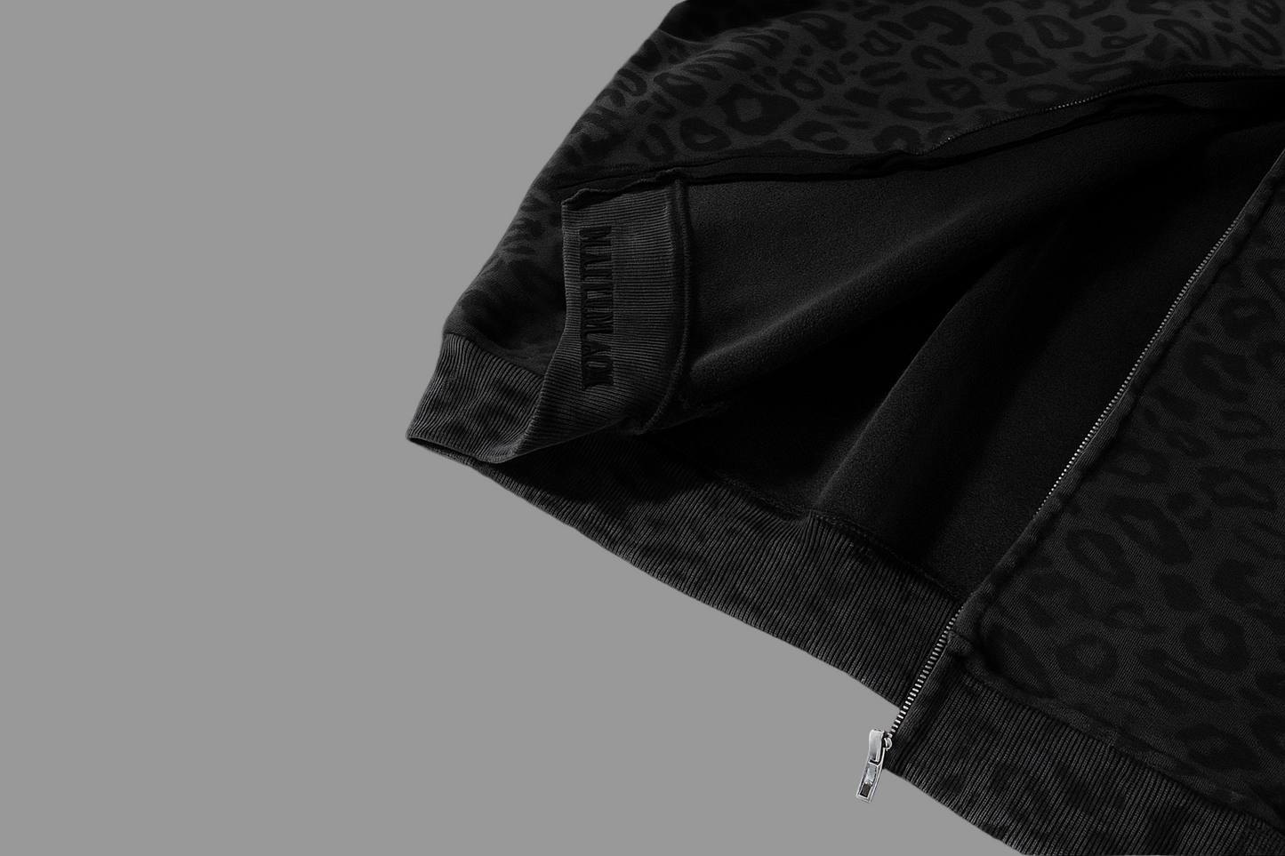 LEOPARD PRINT ZIP UP